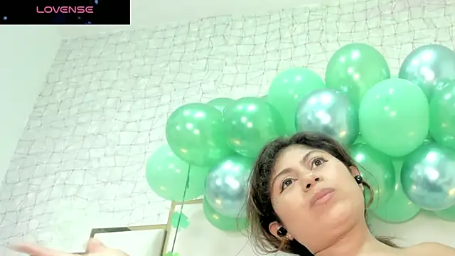 Victoriaa millers online show from 03/21/25, 03:12