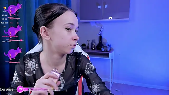 Snapshot of LilithStrangfor chatting on 12/07/24, 04:42 LilithStrangfor online show from 12/07/24, 04:42