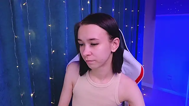 Snapshot of LilithStrangfor chatting on 12/30/24, 08:36 LilithStrangfor online show from 12/30/24, 08:36