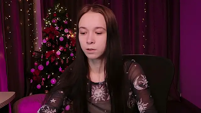 Snapshot of LilithStrangfor chatting on 01/11/26, 09:31 LilithStrangfor online show from 01/11/26, 09:31