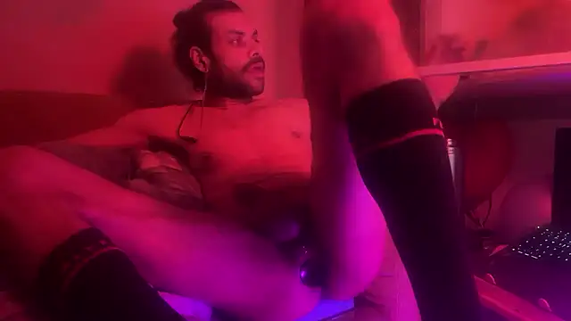 P4RtYBOII92 online show from 12/22/24, 06:26