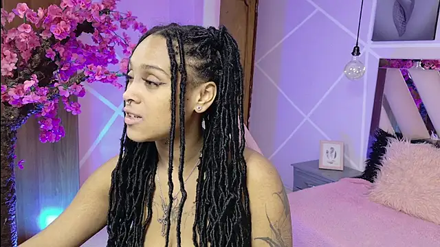 Elith noa online show from 12/18/25, 07:42