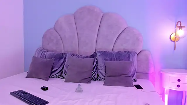 shaina vasquez online show from 02/26/25, 06:21