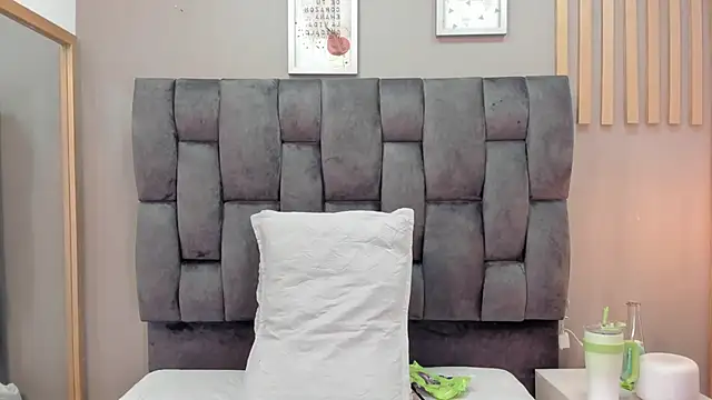 mariaa fernanda online show from 01/11/26, 04:28