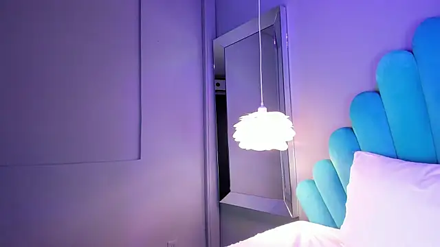 CaitlynCouper online show from 03/18/25, 01:32