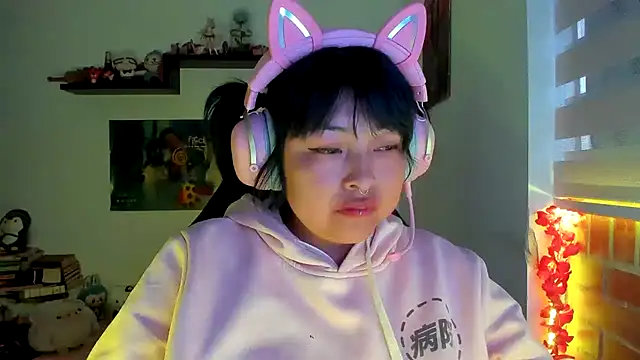 Shaddycute  online show from 03/04/26, 11:16