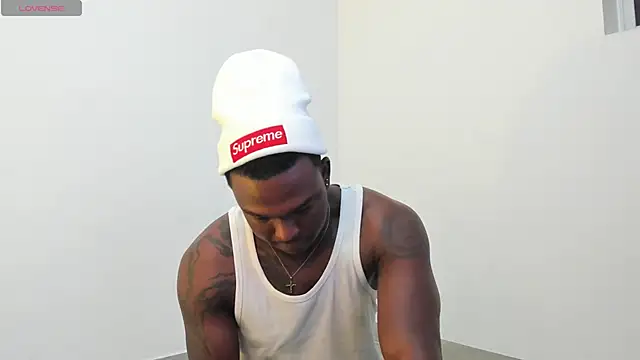 Troykhalil online show from 11/18/25, 01:33