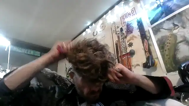 gettinit2wice online show from 11/22/25, 12:59