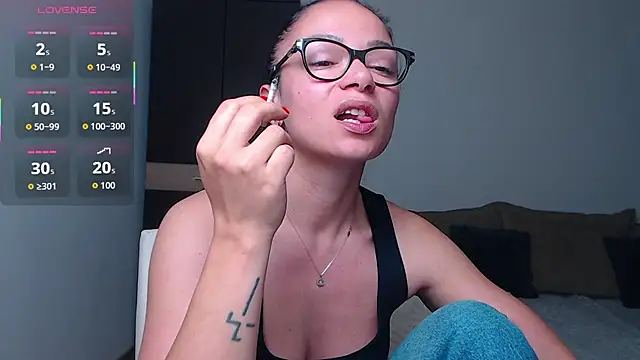 Snapshot of BabySerene chatting on 06/03/26, 02:14 BabySerene online show from 06/03/26, 02:14