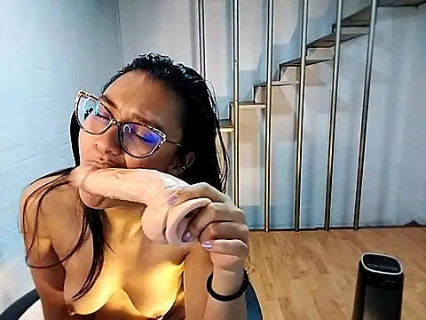 Jessie Desire online show from 02/21/25, 06:07