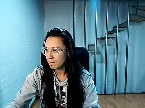 Jessie Desire online show from 03/05/25, 06:23