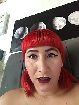 florecita9 online show from 02/22/26, 05:33