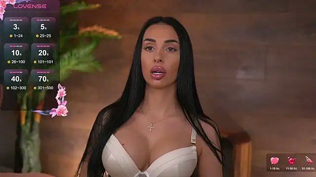 KairaAndrews online show from 11/13/25, 07:46