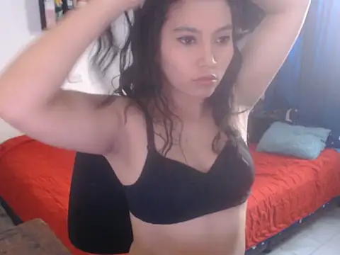 HannaKlein online show from 02/11/26, 01:38