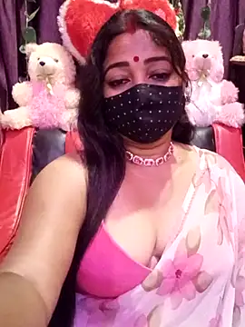 Snapshot of ella_mariya chatting on 04/16/26, 09:39 ella mariya online show from 04/16/26, 09:39
