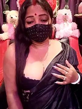 Snapshot of ella_mariya chatting on 04/18/26, 08:20 ella mariya online show from 04/18/26, 08:20