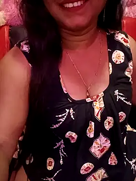 Snapshot of ella_mariya chatting on 04/24/26, 03:03 ella mariya online show from 04/24/26, 03:03