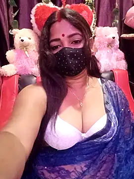 Snapshot of ella_mariya chatting on 04/27/26, 06:06 ella mariya online show from 04/27/26, 06:06