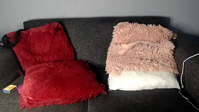 Snapshot of hoittytoittyxx chatting on 10/30/25, 07:36 hoittytoittyxx online show from 10/30/25, 07:36