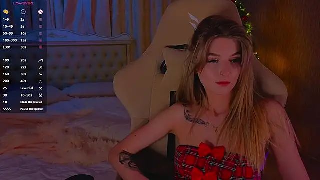 Snapshot of Saillise chatting on 12/23/24, 02:02 Saillise online show from 12/23/24, 02:02