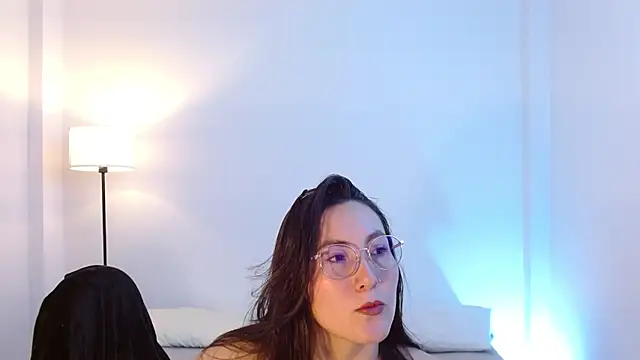 Elle Lee  online show from 07/22/26, 04:10