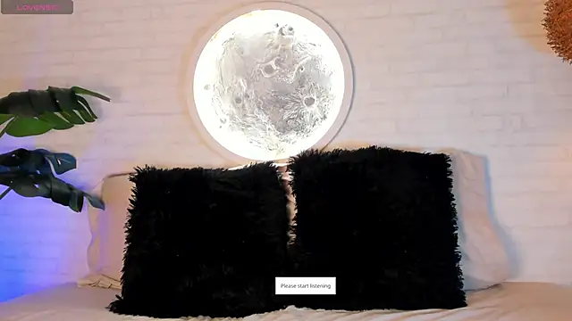 Snapshot of Elise_Diamond chatting on 02/27/25, 01:27 Elise Diamond online show from 02/27/25, 01:27