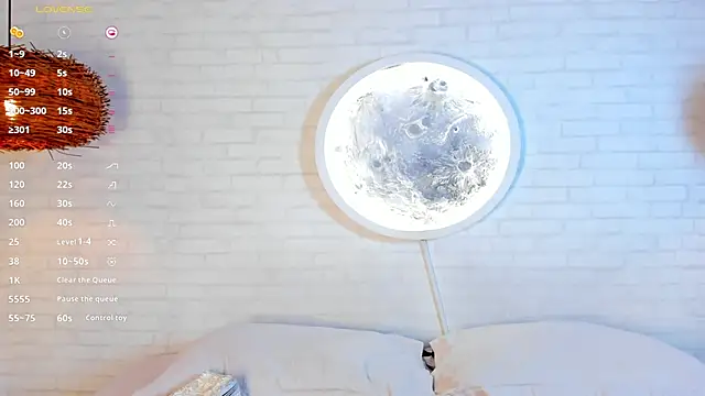 Snapshot of Elise_Diamond chatting on 09/11/25, 01:17 Elise Diamond online show from 09/11/25, 01:17