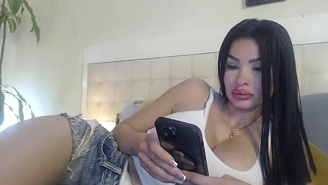  Pamela doll online show from 04/28/26, 12:09