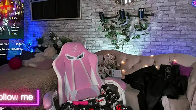 Alex Howell online show from 01/20/25, 02:53