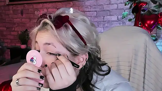 Alex Howell online show from 02/12/25, 08:18