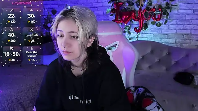 Alex Howell online show from 03/11/25, 08:42