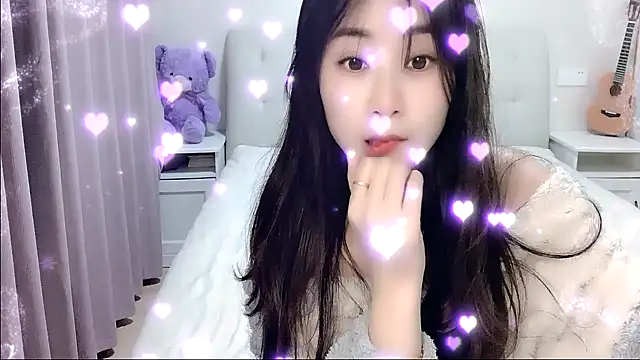Snapshot of aisha123123 chatting on 10/26/25, 02:34 aisha123123 online show from 10/26/25, 02:34