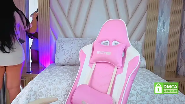 Miia harper  online show from 11/05/25, 12:16