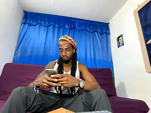 Snapshot of Malkon_Big chatting on 09/09/25, 01:27 Malkon Big online show from 09/09/25, 01:27
