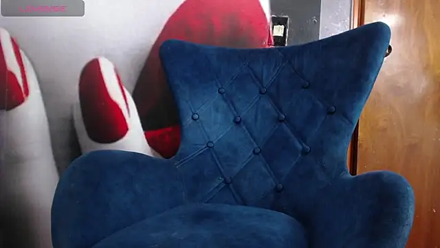 karenlennox1 online show from 02/14/25, 06:23