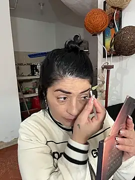 karenlennox1 online show from 12/13/25, 08:58