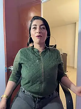 karenlennox1 online show from 03/20/26, 10:47