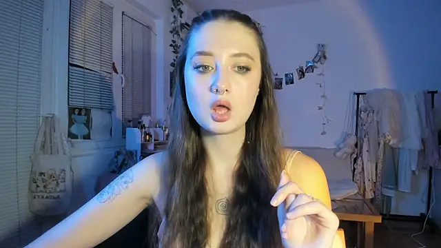 Jenny darling love online show from 10/04/25, 06:28