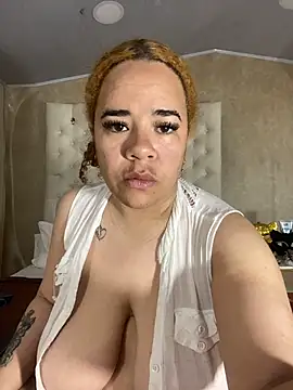 La Crespa x online show from 01/17/26, 02:00