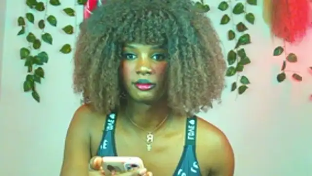 Snapshot of stefanny_hot03 chatting on 05/20/26, 11:33 stefanny hot03 online show from 05/20/26, 11:33