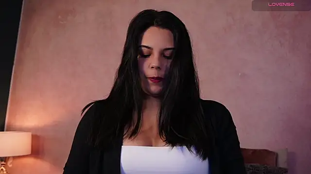 Snapshot of Sophia_wilsonn_ chatting on 05/21/26, 11:17 Sophia wilsonn online show from 05/21/26, 11:17