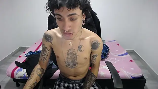 present the magic online show from 10/30/25, 05:02