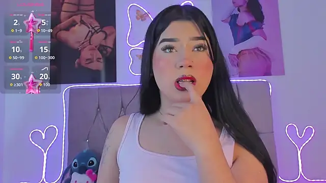 Ashley piinkk  online show from 05/18/26, 12:22