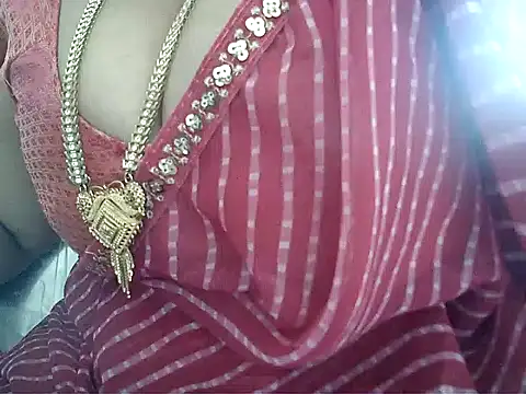 hot pavitra online show from 01/24/25, 06:46