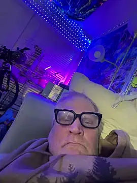 Mimmoromeo1973 online show from 02/05/26, 08:41