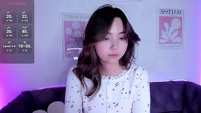 Fluffy Rose online show from 02/11/25, 12:16