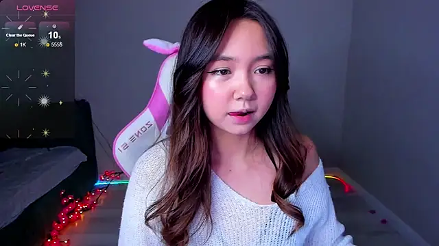 Fluffy Rose online show from 11/07/25, 02:39