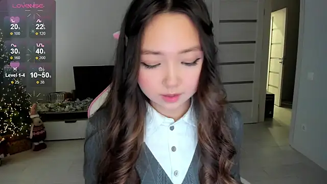 Fluffy Rose online show from 12/14/25, 04:07