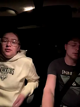 Snapshot of xX_HotCouple_Xx chatting on 10/19/25, 06:08 xX HotCouple Xx online show from 10/19/25, 06:08