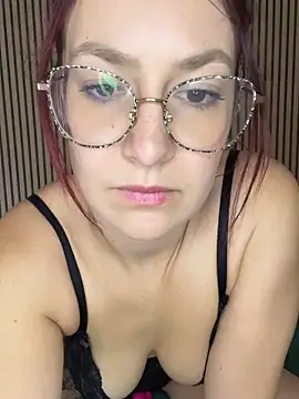 ladoucedu34 online show from 10/25/25, 02:35